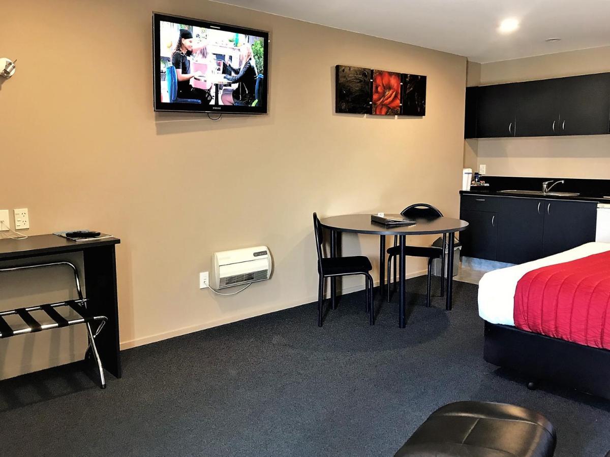 Phoenix Motels Temuka Екстер'єр фото