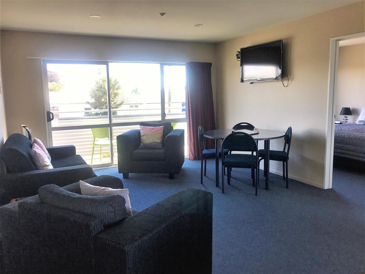 Phoenix Motels Temuka Екстер'єр фото