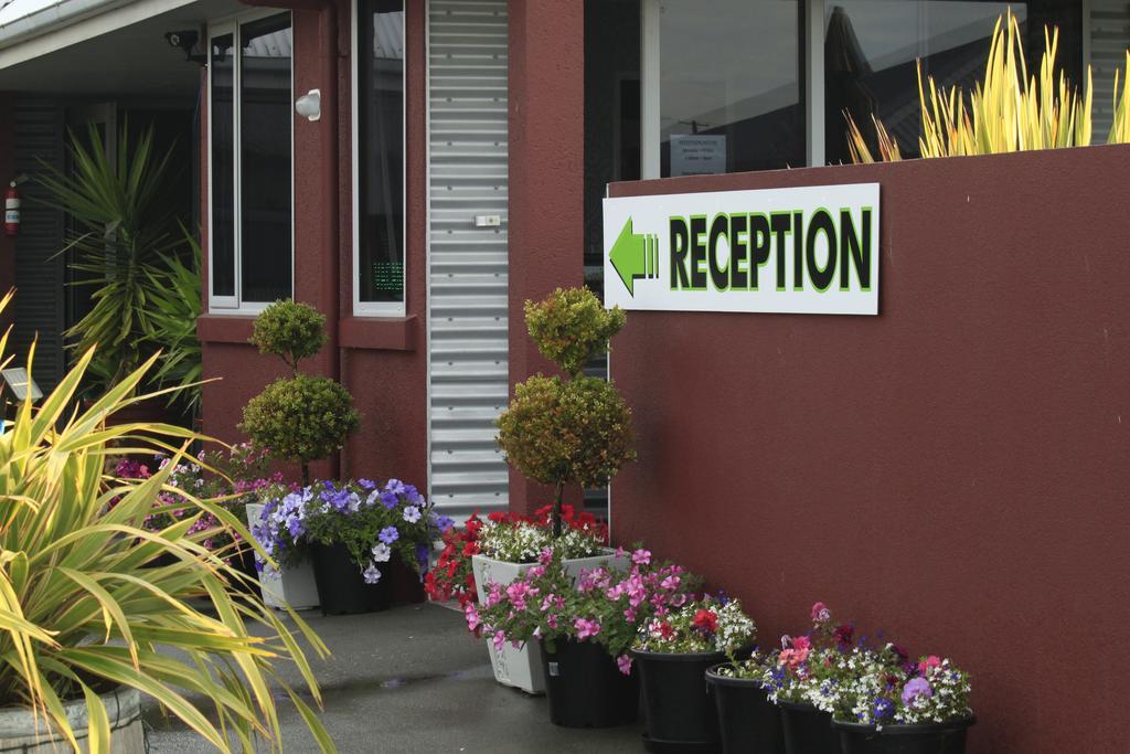 Phoenix Motels Temuka Екстер'єр фото