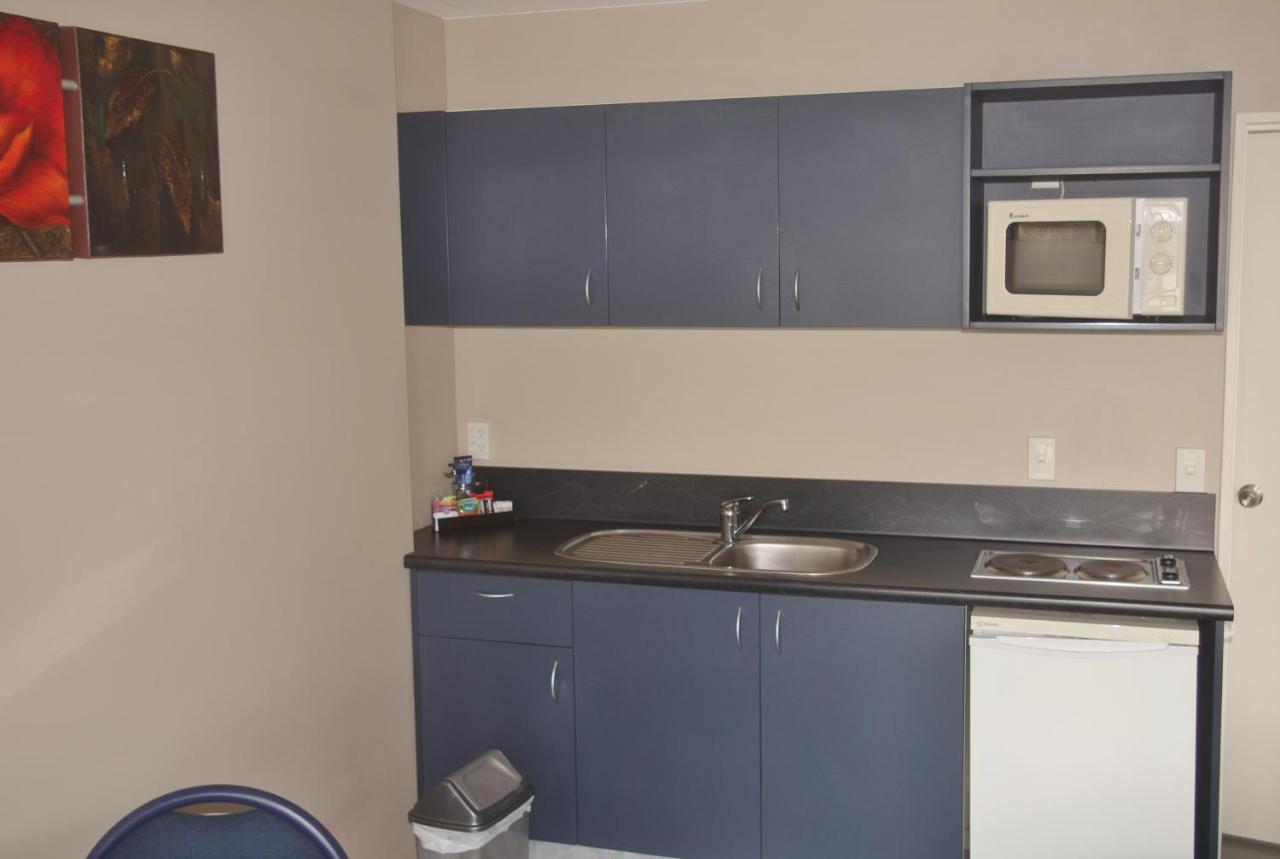 Phoenix Motels Temuka Екстер'єр фото