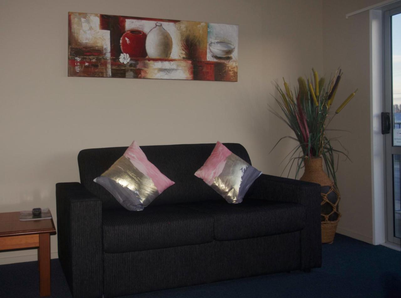 Phoenix Motels Temuka Екстер'єр фото